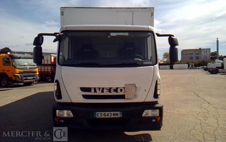 IVECO ML 120E18 PORTEUR HAYON 4X2 PTAC 11.99T HAYON BLANC CS-643-NN