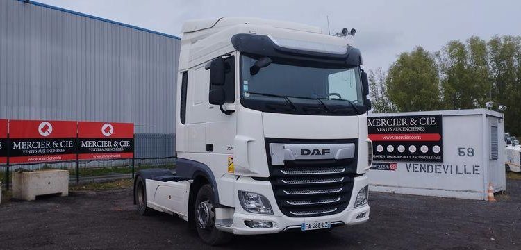 DAF TRACTEUR ROUTIER XF 480 FT – DIESEL – 537718 KM – ANNEE 2018 BLANC FA-285-LZ