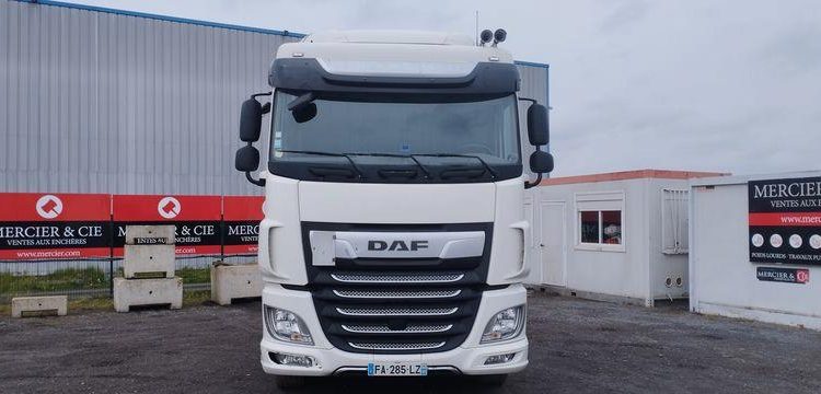 DAF TRACTEUR ROUTIER XF 480 FT – DIESEL – 537718 KM – ANNEE 2018 BLANC FA-285-LZ