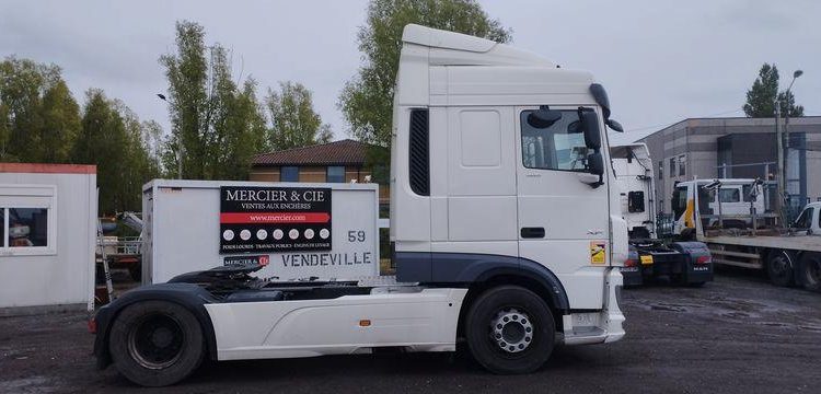 DAF TRACTEUR ROUTIER XF 480 FT – DIESEL – 537718 KM – ANNEE 2018 BLANC FA-285-LZ