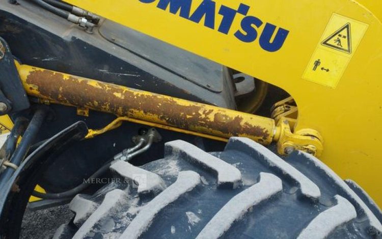 KOMATSU CHARGEUSE ARTICULEE WA100M – DIESEL 700L – 6114 HEURES – ANNEE 2008  KOWA