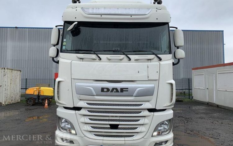 DAF XF 480 FT TRACTEUR ROUTIER PTAC 19T – 409955 KM – AN 2018 BLANC EY-407-TR