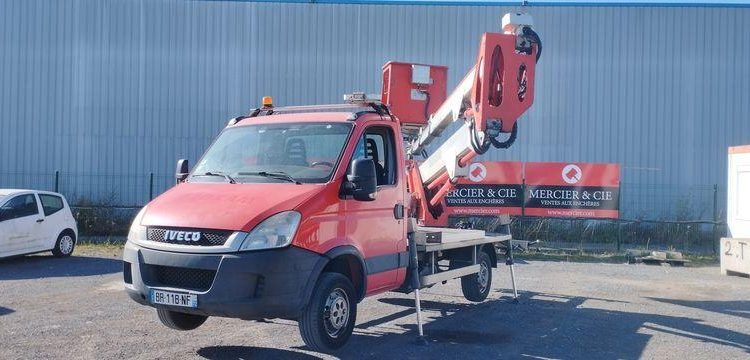 IVECO 35S11 AVEC NACELLE MULTITEL MX225 22M  BR-118-NF