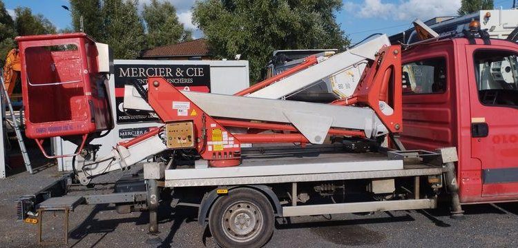 IVECO 35S11 AVEC NACELLE MULTITEL MX170 16M  BZ-167-KP