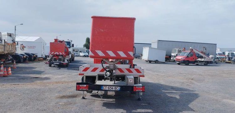 IVECO 35S AVEC NACELLE MULTITEL 160ALUDS 16M DIESEL – 3578 HEURES – 49444 KMS ROUGE CT-654-BC