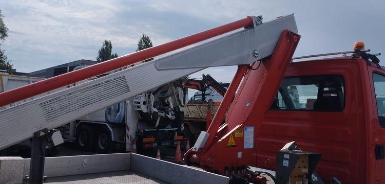 IVECO 35S AVEC NACELLE MULTITEL 160ALUDS 16M DIESEL – 3578 HEURES – 49444 KMS ROUGE CT-654-BC