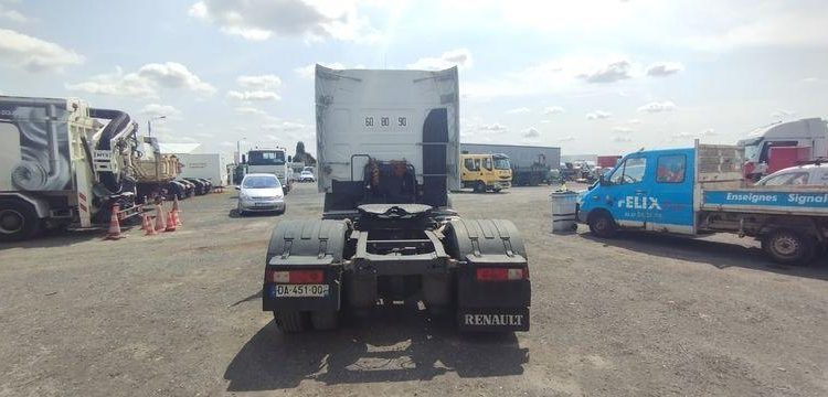 RENAULT TRACTEUR ROUTIER PREMIUM DIESEL – PTAC 19T – PTRA 44T – 450027 KMS BLANC DA-451-QQ