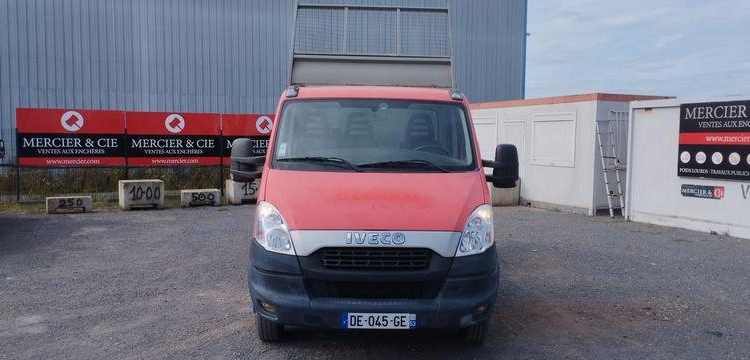 IVECO 35C13 BENNE SIMPLE CABINE COFFRE  DE-045-GE