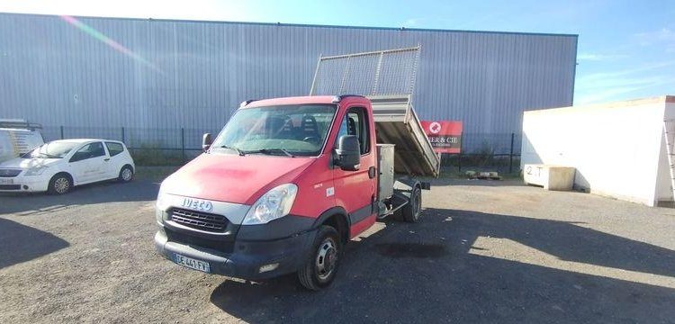 IVECO 35C13 BENNE SIMPLE CABINE COFFRE  DE-441-FV