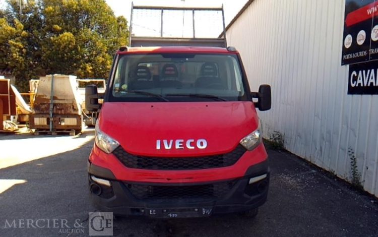 IVECO 35C13 BENNE SIMPLE CABINE COFFRE – NON ROULANT  EE-793-BW