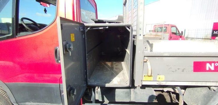 IVECO 35C13 BENNE SIMPLE CABINE COFFRE NON ROULANT  EG-225-TC