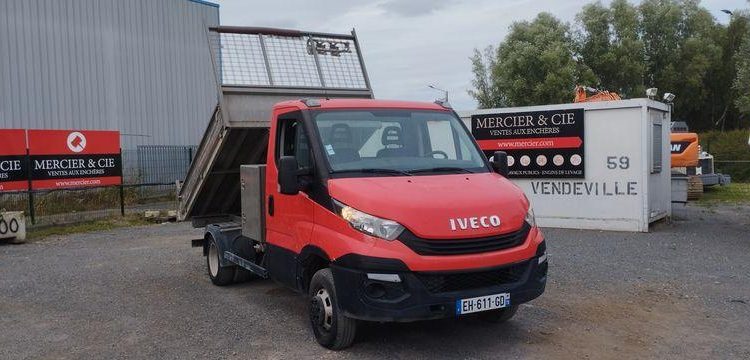 IVECO 35C12 BENNE SIMPLE CABINE COFFRE  EH-611-GD