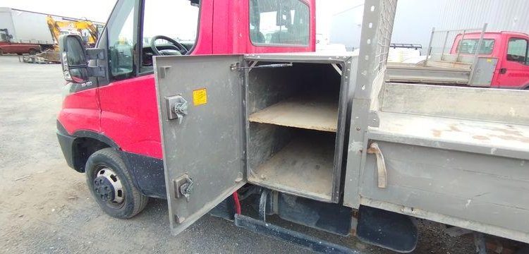 IVECO 35C12 BENNE SIMPLE CABINE COFFRE  EH-611-GD