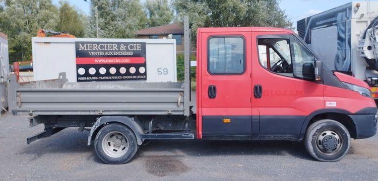 IVECO 35C13BENNE DOUBLE CABINE  EH-823-AN