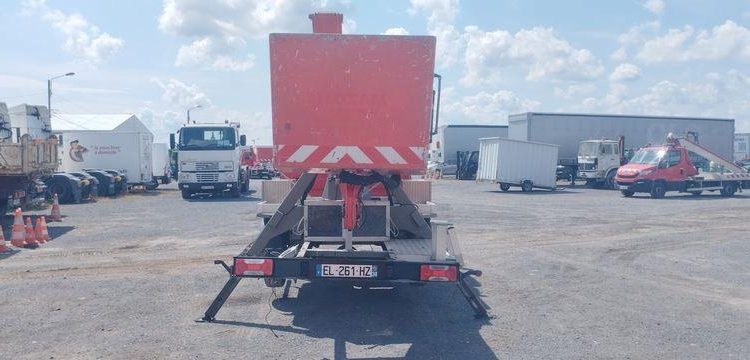 IVECO 35S12 AVEC NACELLE COMET ESK21/2/9 20M – DIESEL -2073 HEURES – 23585 KMS ROUGE EL-261-HZ