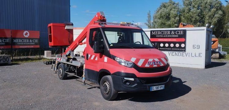 IVECO 35S12 AVEC NACELLE GSR 16M  EL-587-PY