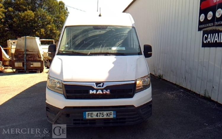 MAN TGE 3.180 2.0 TDI 16V 177CV BLANC FE-475-KF