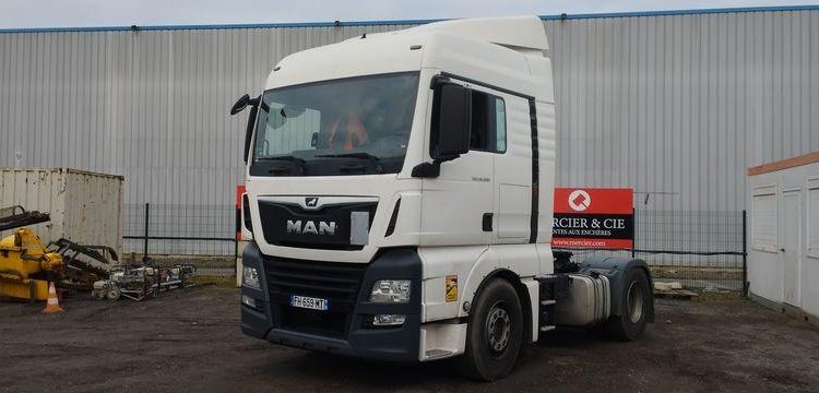 MAN TGX 18,500 – PTAC 19 T – AN 2019 – 387405 KM BLANC FH-659-MT