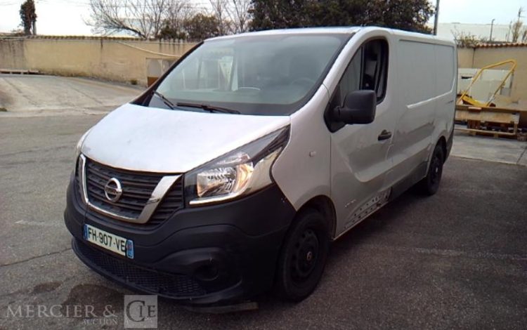 NISSAN NV300 FOURGON L1H1 1.6 DCI 16V 125CV GRIS FH-907-VE