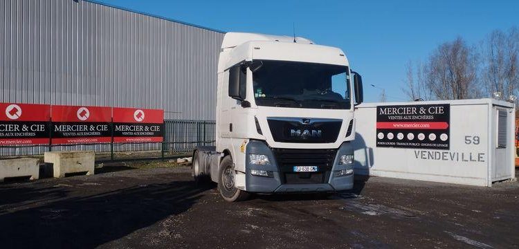 MAN TRACTEUR ROUTIER TGX 18,500 – PTAC 19 T – AN 2019 – 355254 KM BLANC FJ-638-GM