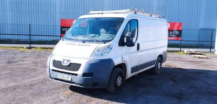 PEUGEOT BOXER 2.2 HDI 110 FAP FOURGON BLANC FK-054-QP