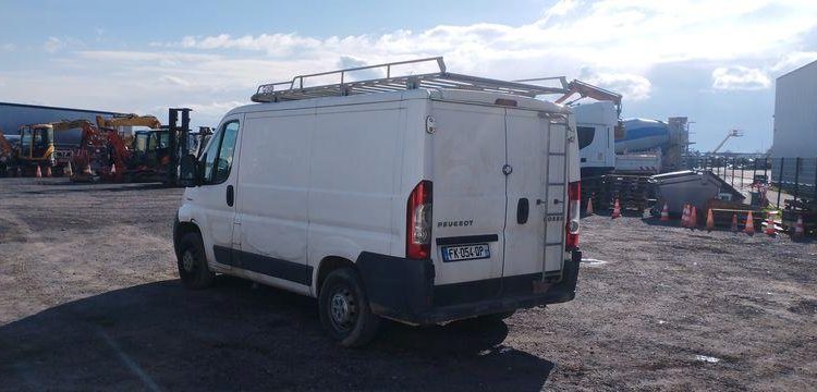 PEUGEOT BOXER 2.2 HDI 110 FAP FOURGON BLANC FK-054-QP