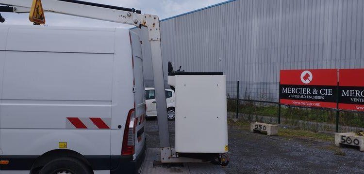 RENAULT MASTER AVCE NACELLE VERSALIFT ETL32-125 12-14M NON ROULANT  FM-166-MG