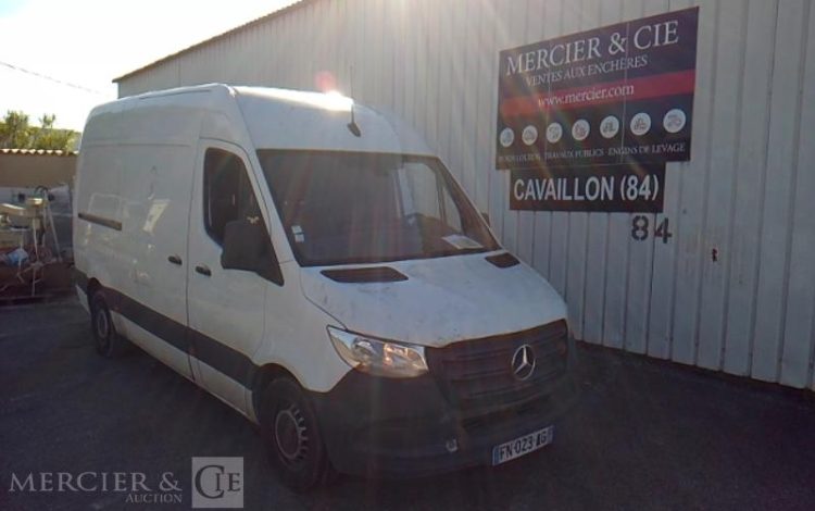 MERCEDES SPRINTER 316 CDI 2.2 D 16V 163CV MACHINE A PROJETER POLYURETHANE BLANC FN-023-AG