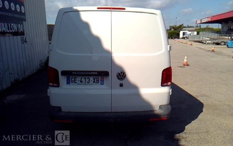 VOLKSWAGEN TRANSPORTER 6,1 VAN L2H1 2,0 TDI 150CH BVM6 BLANC GE-413-XB