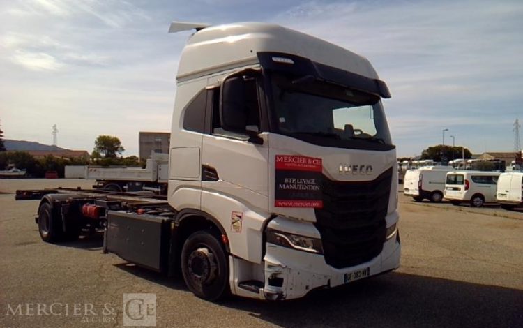 IVECO S-WAY 460 CNG PORTE CONTAINER 4X2 PTAC 19T BLANC GF-383-HV