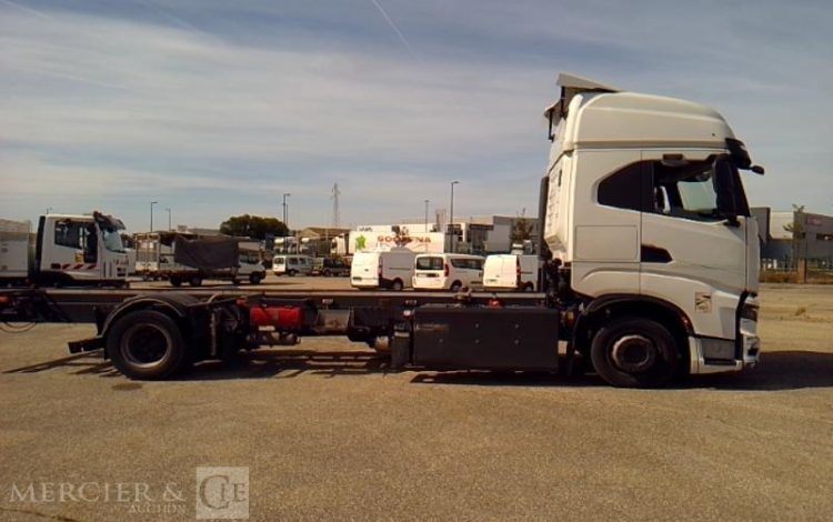 IVECO S-WAY 460 CNG PORTE CONTAINER 4X2 PTAC 19T BLANC GF-383-HV