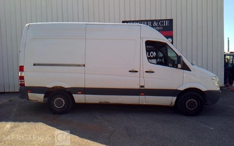 MERCEDES SPRINTER 311 CDI BLANC GW-641-XB