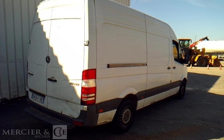 MERCEDES SPRINTER 311 CDI BLANC GW-641-XB