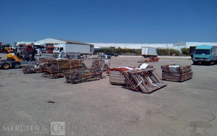 LOT ECHAFFAUDAGE  LOTS7