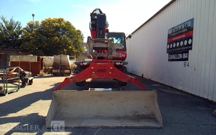 MANITOU CHARIOT ROTATIF MRT1840  18M  4T – 3816H – AN2013 ROUGE MRT1840