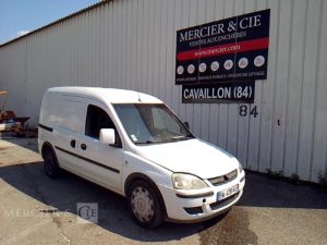 OPEL COMBO – IMMATRICULATION SUSPENDUE – VEH ENDOMMAGE – NON ROULANT  BA-426-HJ