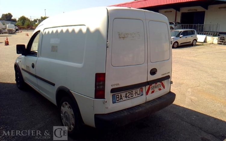 OPEL COMBO – IMMATRICULATION SUSPENDUE – VEH ENDOMMAGE – NON ROULANT  BA-426-HJ