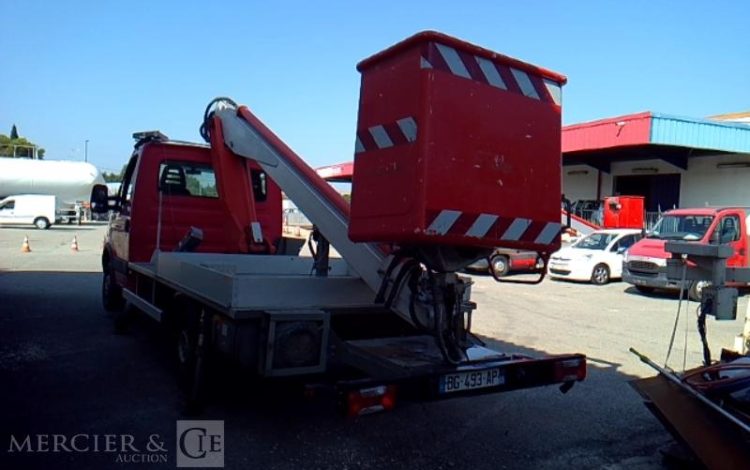 IVECO 35S11 AVEC NACELLE MULTITEL 160ALU 16M  BG-493-AP