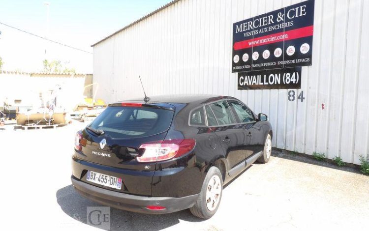 RENAULT MEGANE ESTATE 1,5 DCI 110CH CHAMPION OVALIE NOIR BX-455-DH