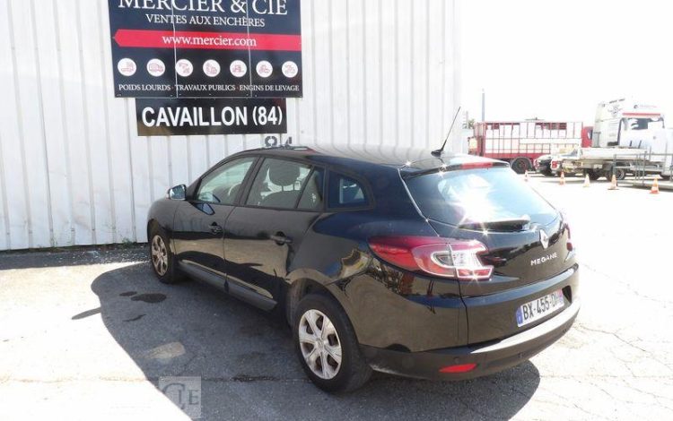 RENAULT MEGANE ESTATE 1,5 DCI 110CH CHAMPION OVALIE NOIR BX-455-DH