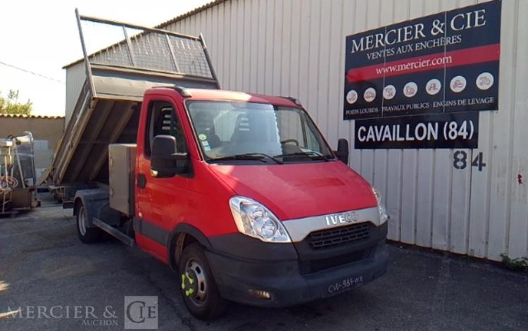 IVECO 35C13 BENNE SIMPLE CABINE COFFRE  CW-985-WN