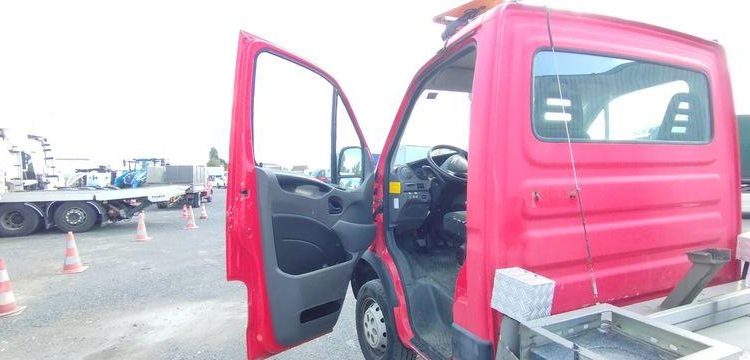 IVECO 35S11 AVEC NACELLE MULTITEL MX170 16M ROUGE CZ-074-FW