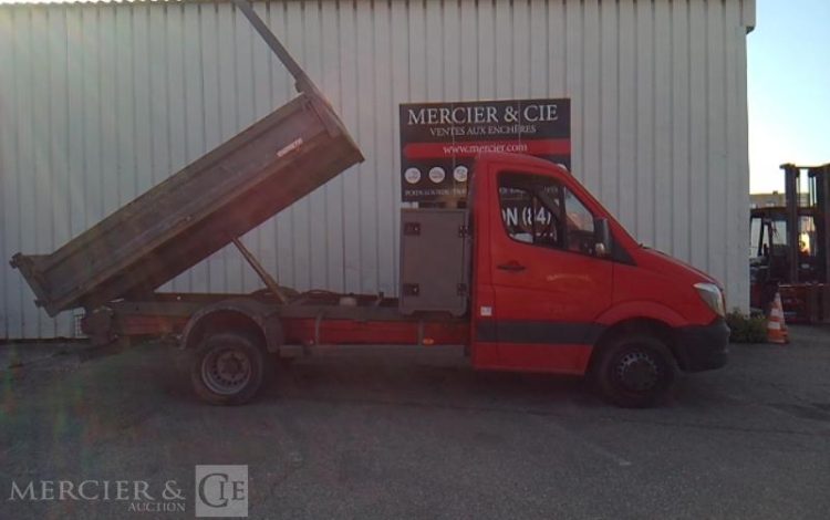 MERCEDES SPRINTER BENNE SIMPLE CABINE COFFRE  CZ-386-QJ