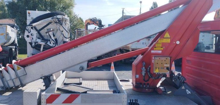 IVECO 35S11 AVEC NACELLE MULTITEL MT202DS 20M – NON ROULANT ROUGE DD-927-RG