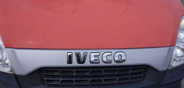 IVECO 35C13 BENNE SIMPLE CABINE COFFRE ROUGE DE-242-QS