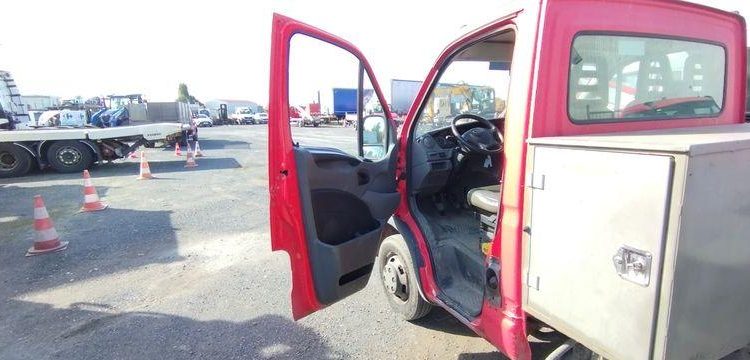 IVECO 35C13 BENNE SIMPLE CABINE COFFRE ROUGE DE-370-FV