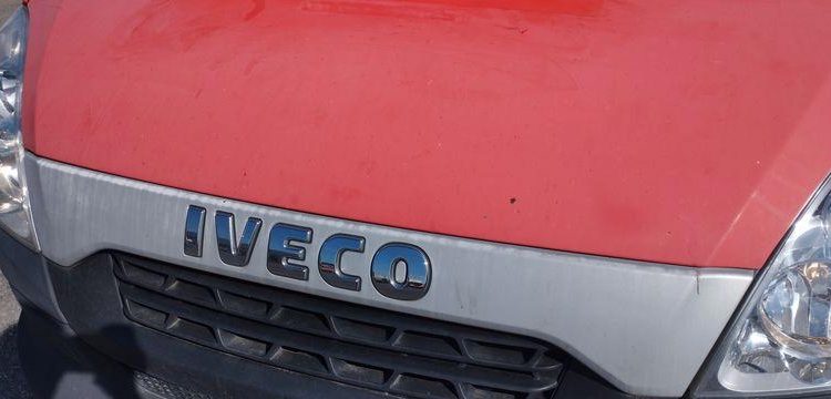 IVECO 35C13 BENNE SIMPLE CABINE COFFRE ROUGE DE-370-FV