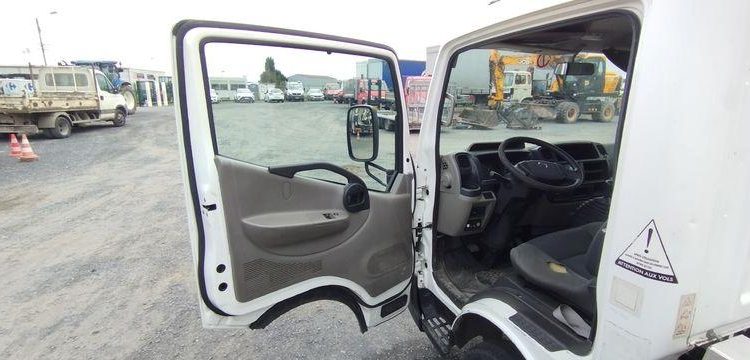 NISSAN CABSTAR AVEC NACELLE MULTITEL 160ALUDS 16M NON ROULANT  DR-181-YV