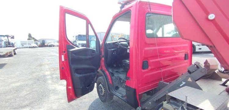 IVECO 35S11 AVEC NACELLE MULTITEL MT202DS 20M ROUGE DS-558-CW