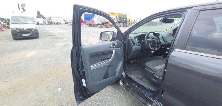 FORD PICK-UP FORD RANGER 4 2,2 TDCI- 16V TURBO – DIESEL – 149701 KMS – ANNEE 2015 BLEU DT-295-PE